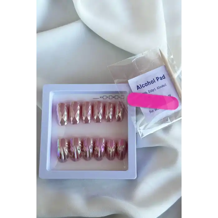 12li Pembe Renk Karışık Figürlü Jel Görünümlü Takma Tırnak Set (Yapıştırıcılı)