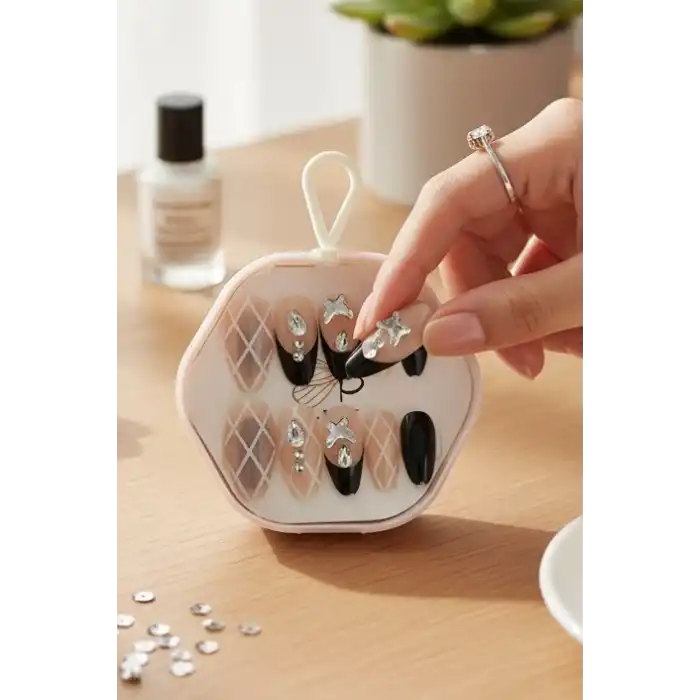 12li Siyah Ve Bej Renk Taş Detaylı Takma Tırnak Set (Yapıştırıcılı)