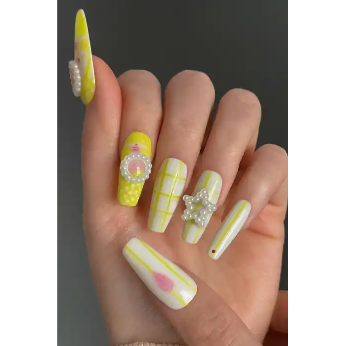 12li Yeşil Renk İnci Detaylı Takma Tırnak Set (Yapıştırıcılı)