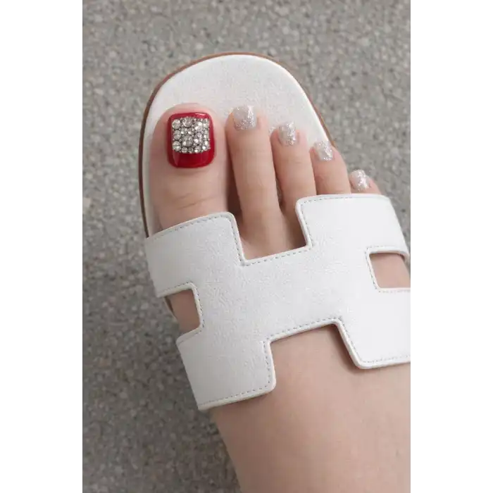 24 Adet Kırmızı Renk Taş Detaylı Ayak Takma Tırnak (Yapıştırıcılı)