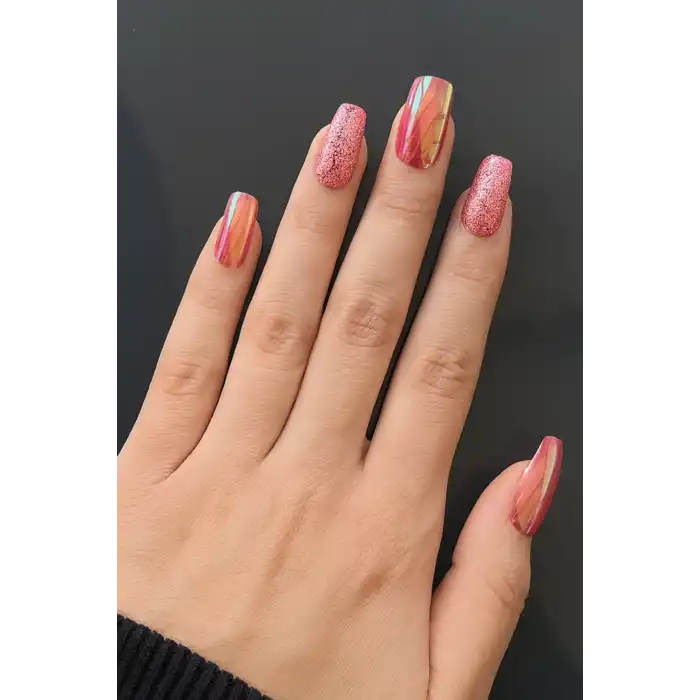 24lü Pembe Renk Simli Ve Hologramlı Takma Tırnak (Yapıştırıcılı)