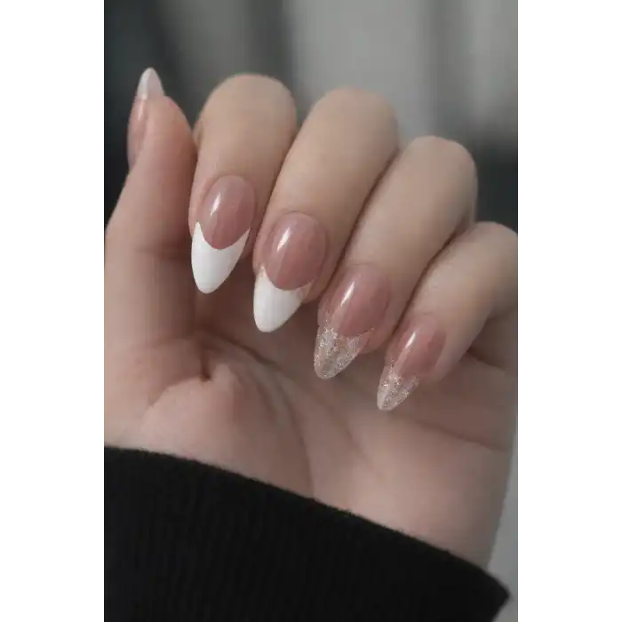 24lü Pudra Ve Beyaz Renk Jel Görünümlü Takma Tırnak (Yapıştırıcılı)