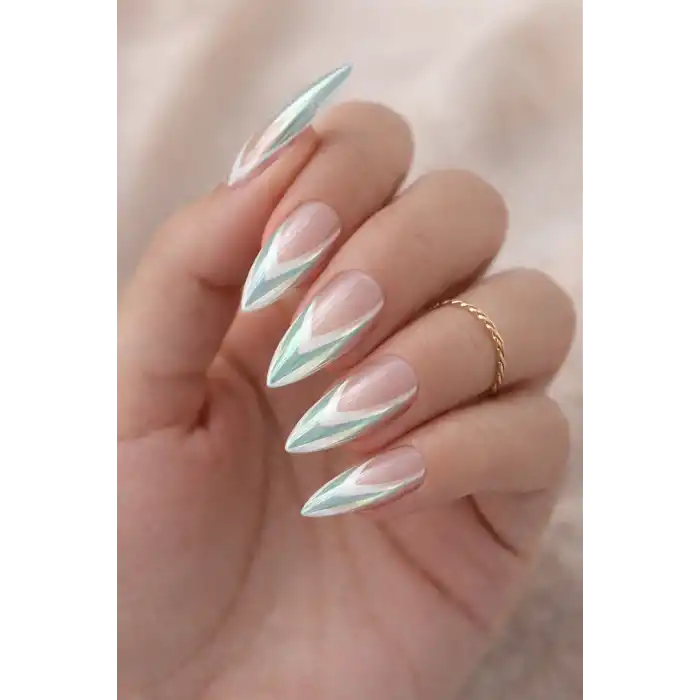 24lü Yeşil Ve Beyaz Renk Jel Görünümlü Takma Tırnak (Yapıştırıcılı)