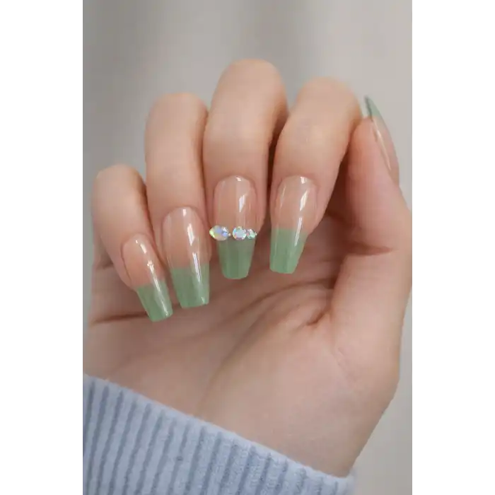 24lü Yeşil Ve Pudra Renk Takma Tırnak (Yapıştırıcılı)