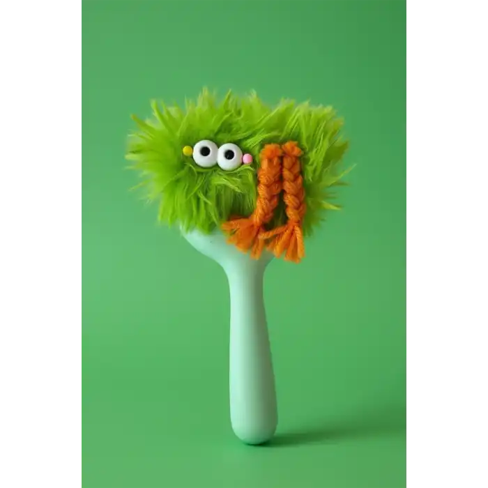 Yeşil Renk Canavar Figürlü Charm Takılabilir Saç Fırçası/Tarak