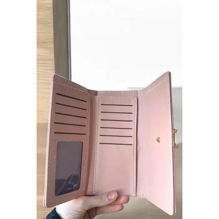 Açık Pembe Renk Kalp Detaylı Kadın Cüzdan