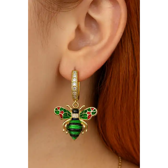 Altın Renk  Arı Figürlü Taş Detaylı Küpe (Çift)