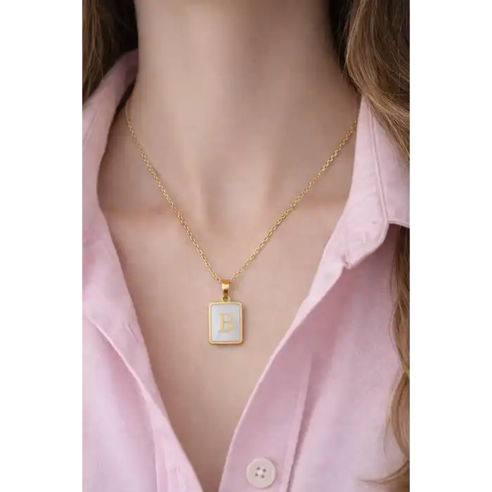Altın Renk B Harf Çelik Kolye