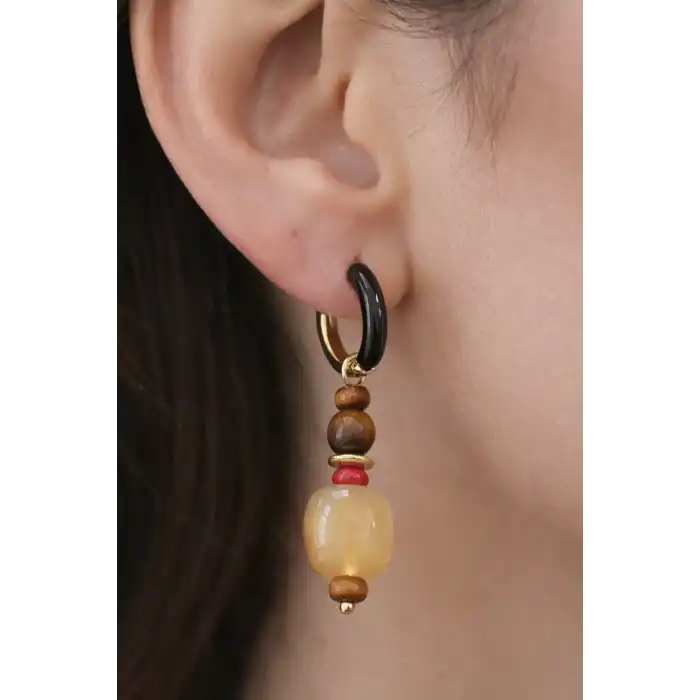 Altın Renk Boncuk Detaylı Küpe (Çift)