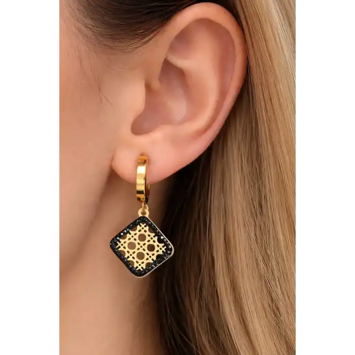 Altın Renk Çelik Küpe (Çift)