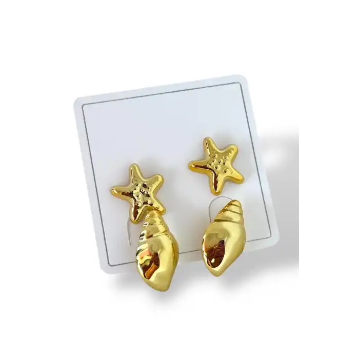 Altın Renk Deniz Kabuğu Ve Yıldız Figürlü Küpe Set