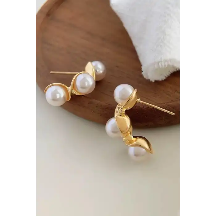 Altın Renk İnci Detaylı Çelik Küpe (Çift)