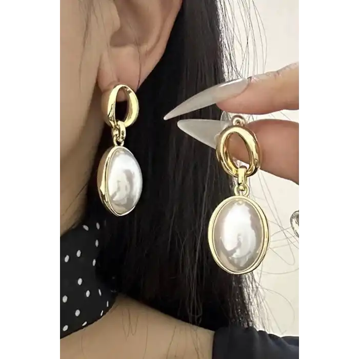 Altın Renk İnci Detaylı Küpe (Çift)