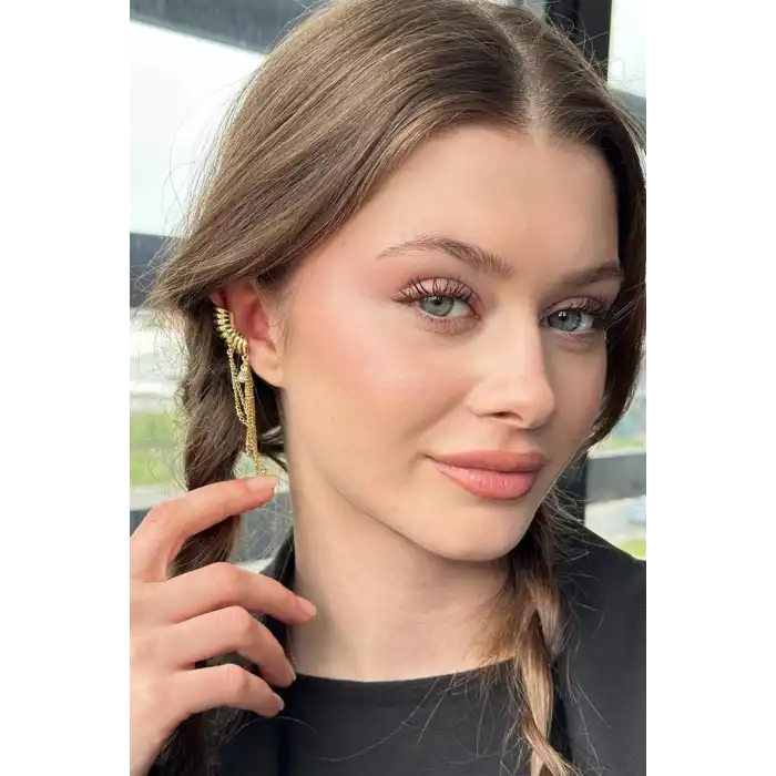 Altın Renk İnci Detaylı Sallantılı Ear Cuff (Tek)