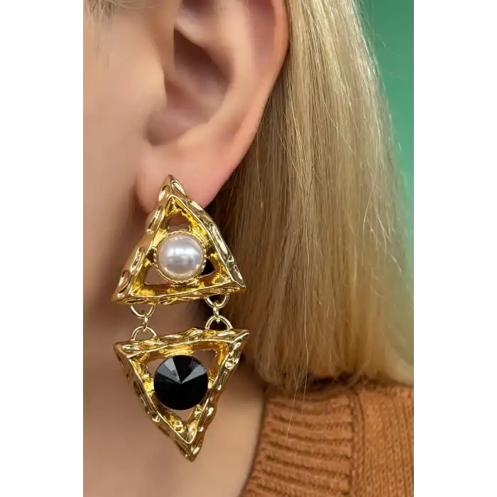 Altın Renk İnci Ve Taş Detaylı Küpe (Çift)