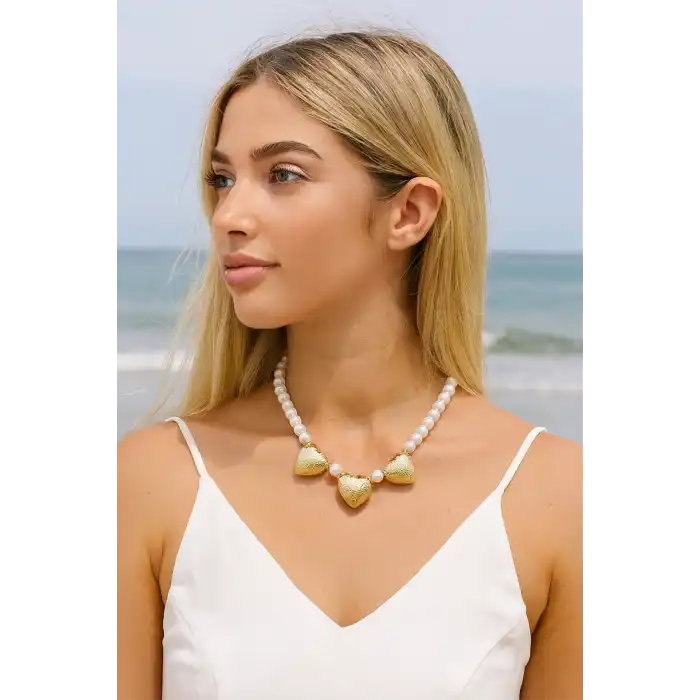 Altın Renk Kalp Figürlü İnci Detaylı YSX Kolye