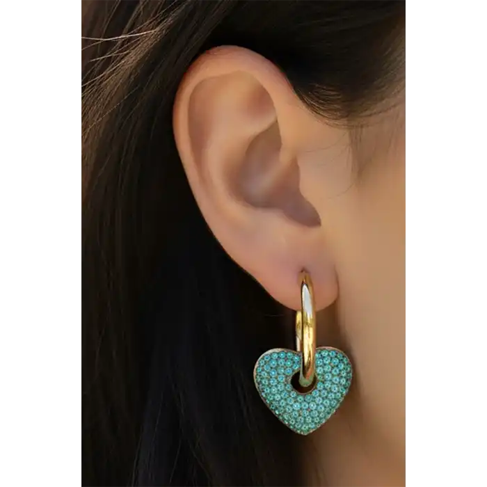 Altın Renk Kalp Figürlü Taş Detaylı Çelik Küpe (Çift)