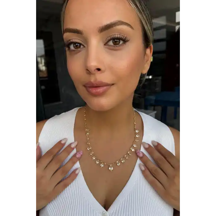 Altın Renk Kalp Figürlü Taş Detaylı Kolye