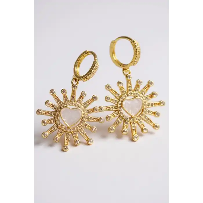 Altın Renk Kalp Figürlü Taş Detaylı Küpe (Çift)