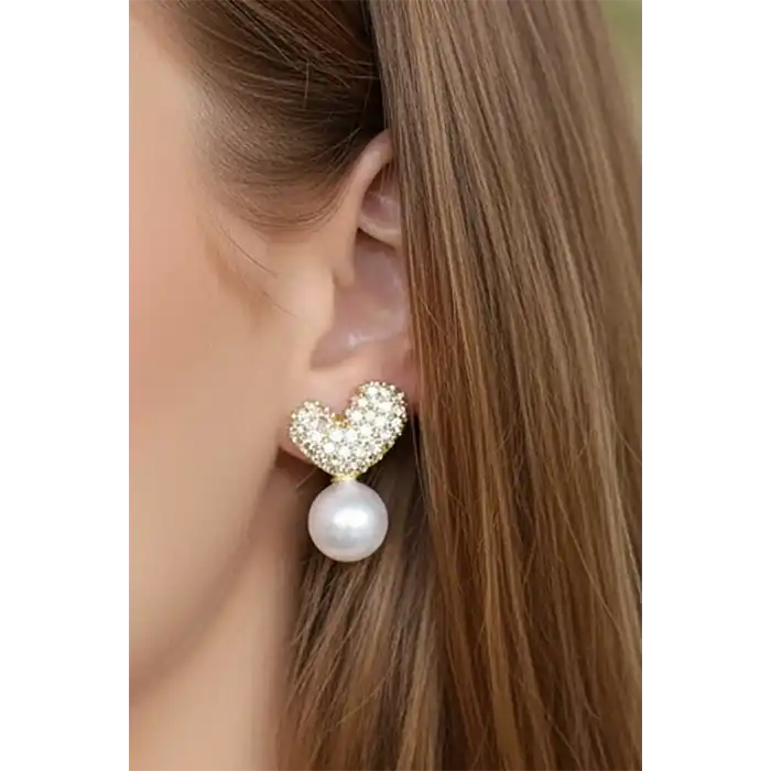 Altın Renk Kalp Figürlü Taş Ve İnci Detaylı 14K Altın Kaplama Küpe (Çift)