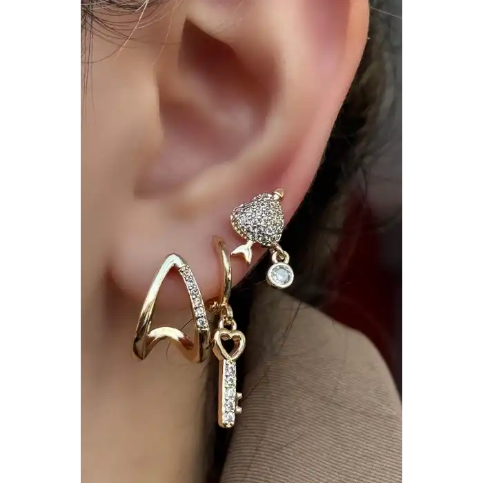 Altın Renk Kalp Ve Anahtar Figürlü Taş Detaylı VİP 3lü YSX Küpe Set