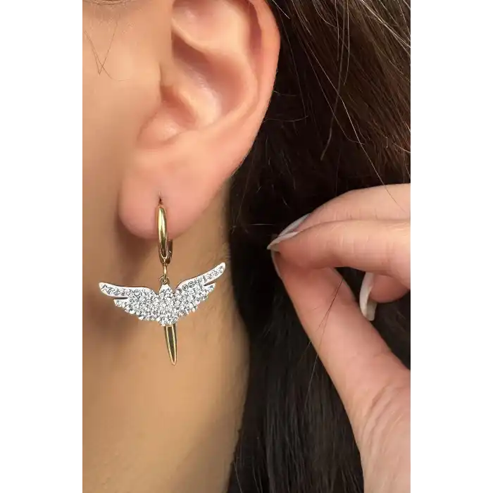 Altın Renk Kanat Figürlü Çelik Küpe (Çift)