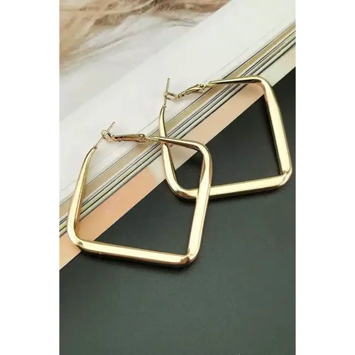 Altın Renk Kare Küpe (Çift)