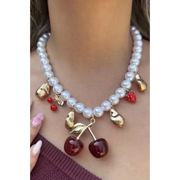 Altın Renk Karışık Figürlü İnci Detaylı Tasarım Kolye