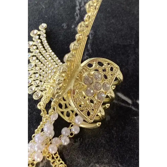 Altın Renk Kelebek Figürlü İnci Detaylı Mandal Toka