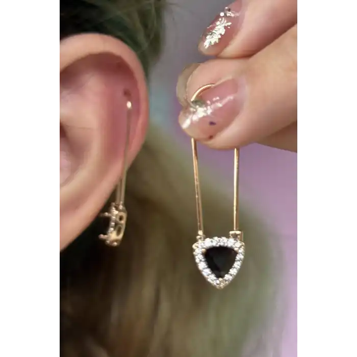 Altın Renk Kitli İğne Figürlü Çelik Xuping VİP Küpe (Çift)