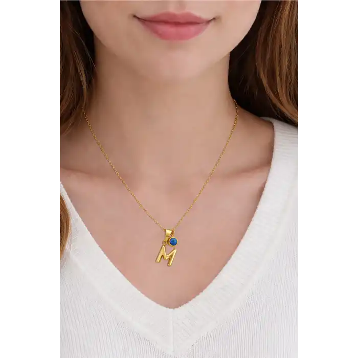 Altın Renk M Harfli Nazar Boncuk Detaylı Çelik Kolye