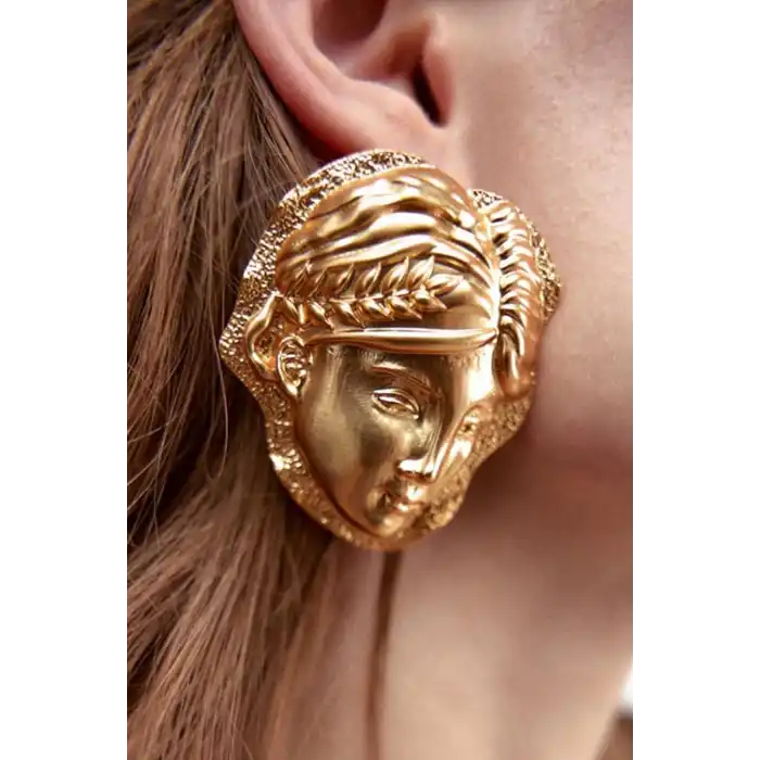 Altın Renk Marka Face Küpe (Çift)