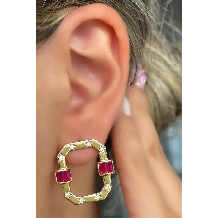 Altın Renk Pembe Taş Detaylı Küpe (Çift)