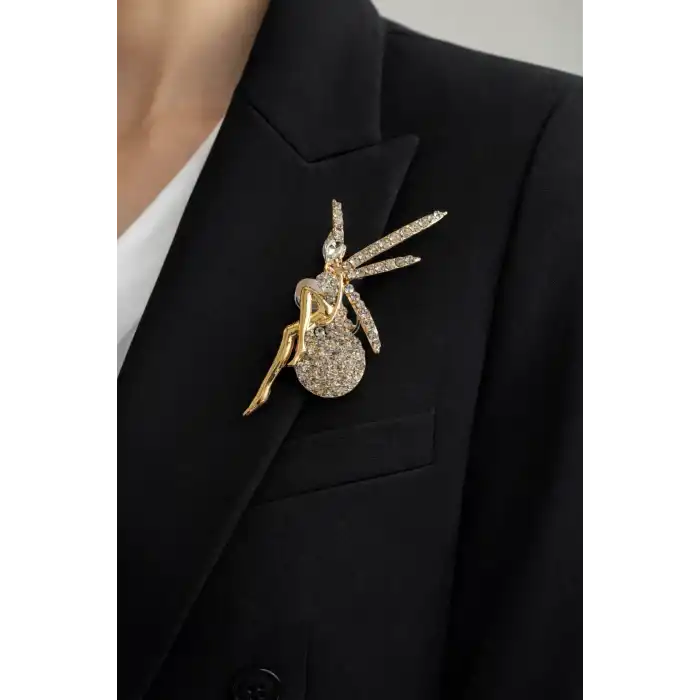 Altın Renk Peri Figürlü Broş