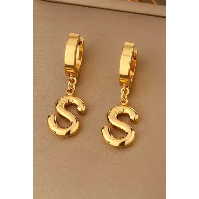 Altın Renk S Harf Çelik Küpe (Çift)