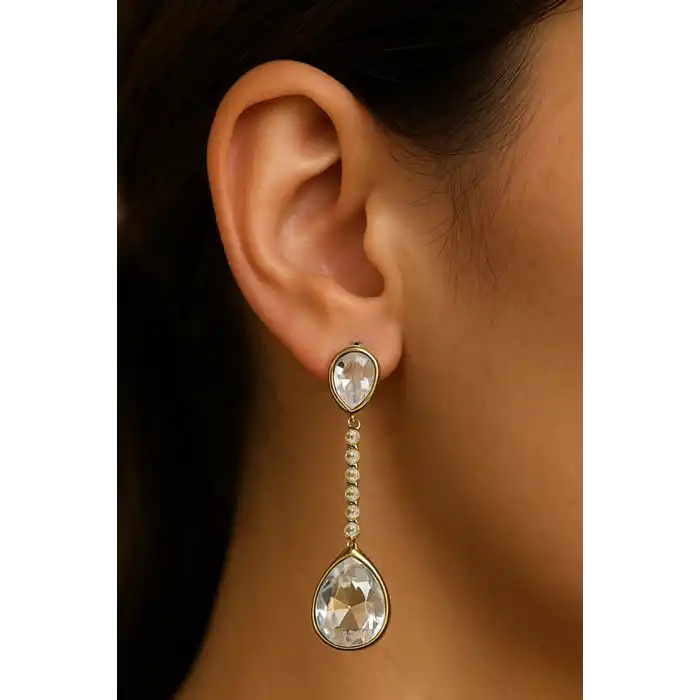 Altın Renk Taş Detaylı Çelik Küpe (Çift)