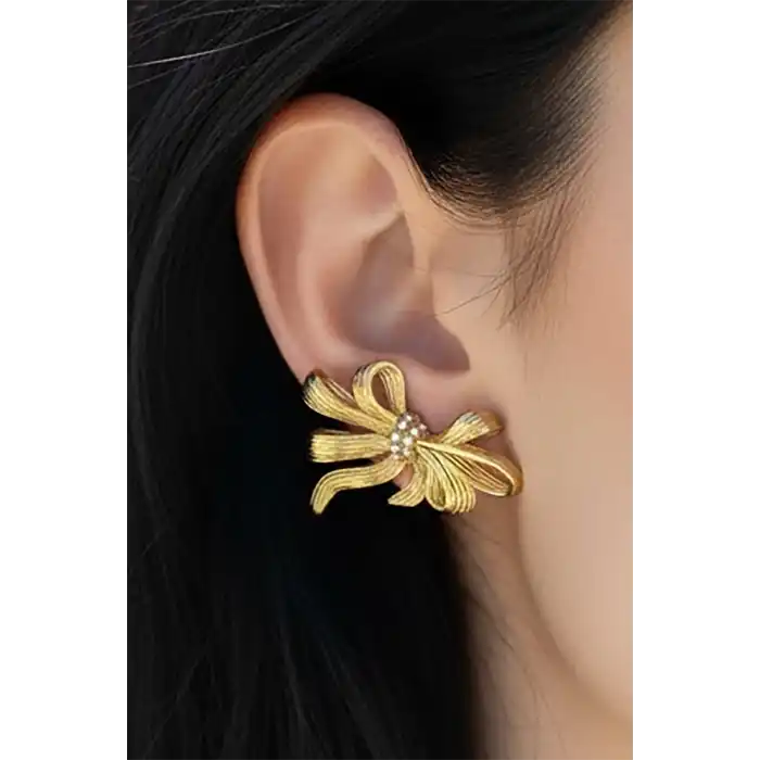 Altın Renk Taş Detaylı Çelik Küpe (Çift)