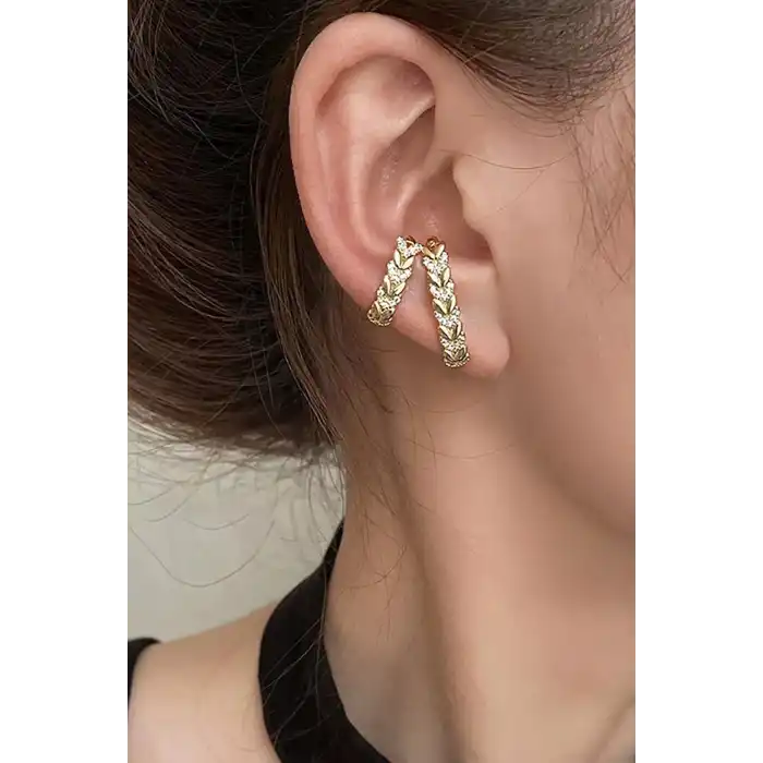 Altın Renk Taş Detaylı Ear Cuff (Tek)