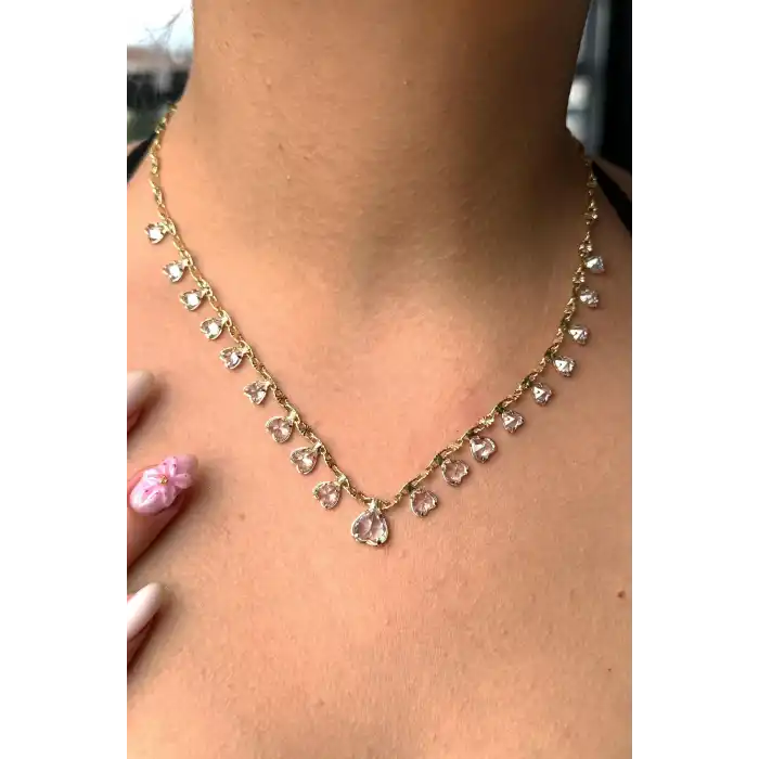 Altın Renk Taş Detaylı Kolye