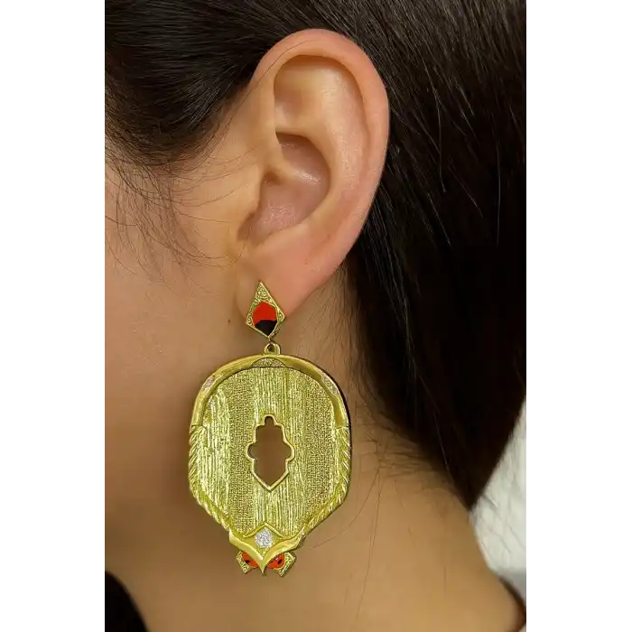 Altın Renk Taş Detaylı Küpe (Çift)