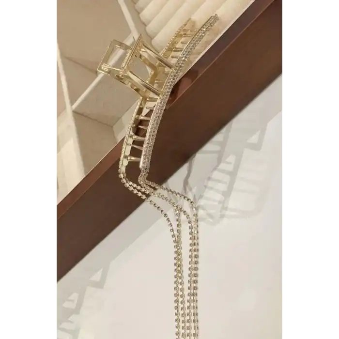 Altın Renk Taş Detaylı Sallantılı Metal Mandal Toka