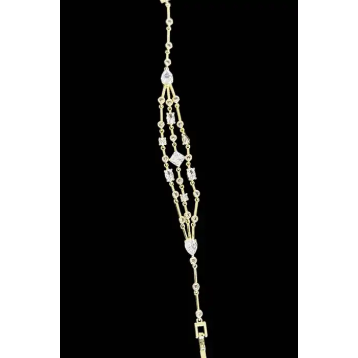 Altın Renk Taş Detaylı Tasarım Bileklik