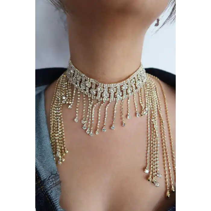 Altın Renk Taş Detaylı Tasarım Choker Kolye