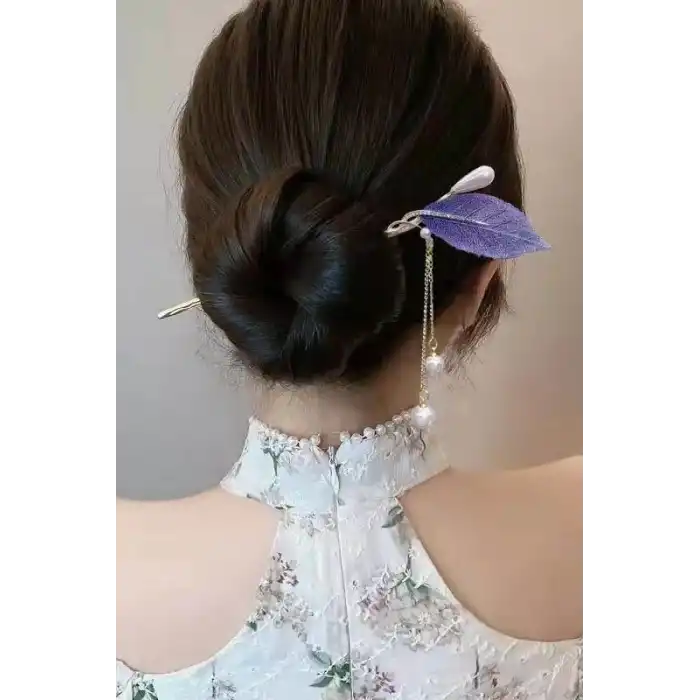 Altın Renk Yaprak Figürlü İnci Detaylı Topuz Tokası