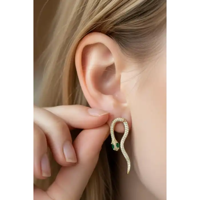 Altın Renk Yılan Figürlü Taş Detaylı 14K Altın Kaplama TX Küpe (Çift)