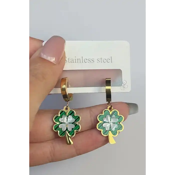 Altın Renk Yonca Figürlü Çelik Küpe (Çift)