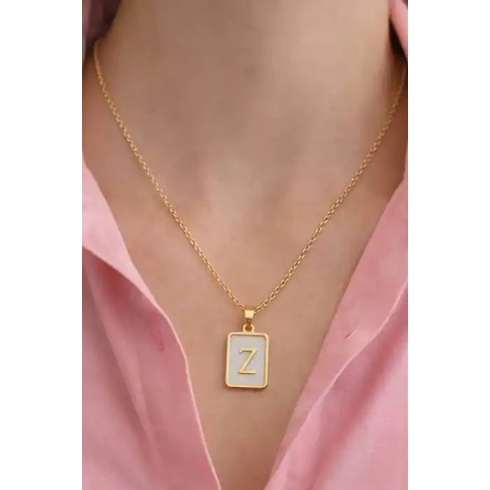 Altın Renk Z Harf Çelik Kolye