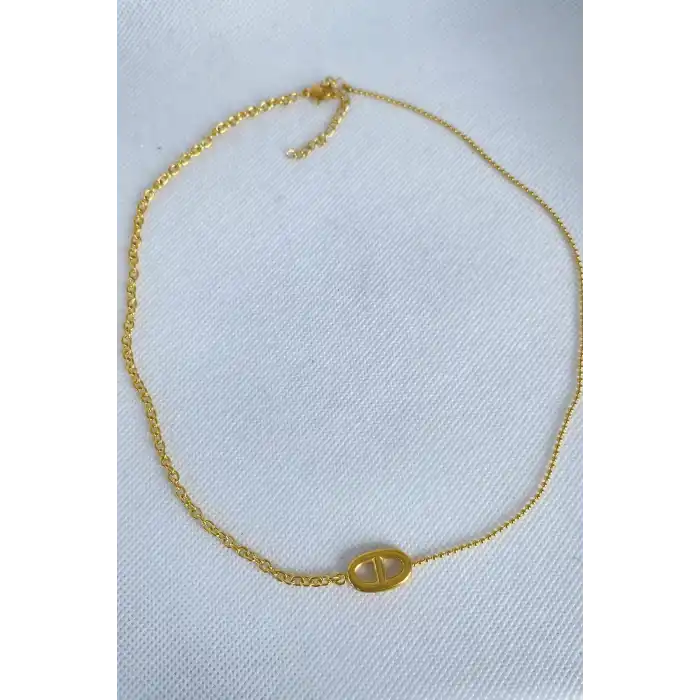 Altın Renk Zincir Detaylı Çelik Kolye