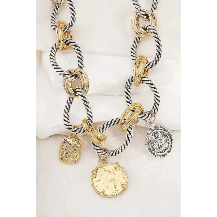 Altın Ve Gümüş Renk Karışık Figürlü Tasarım Kolye