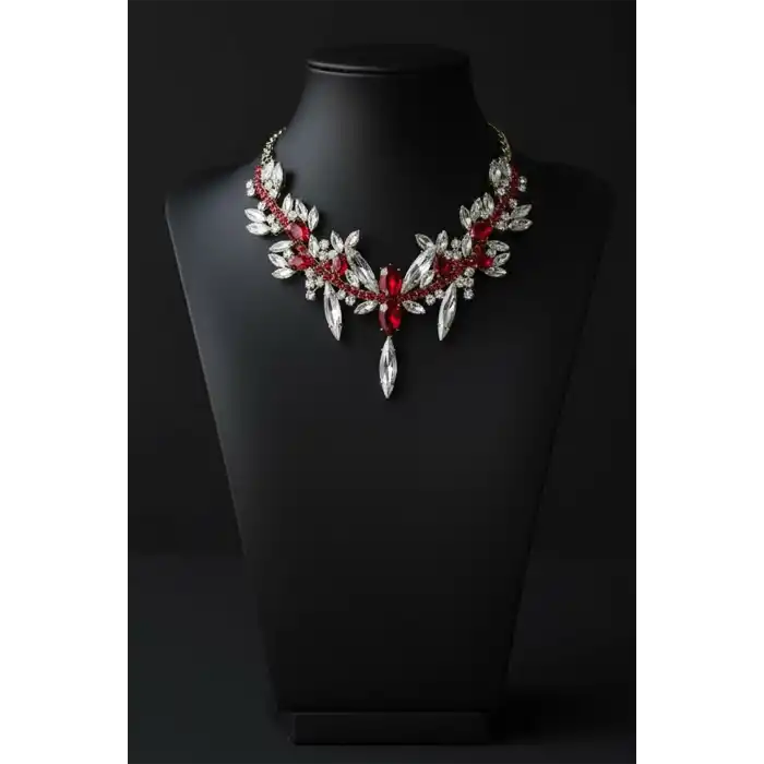 Altın Ve Kırmızı Renk Taş Detaylı Tasarım Abiye Kolye